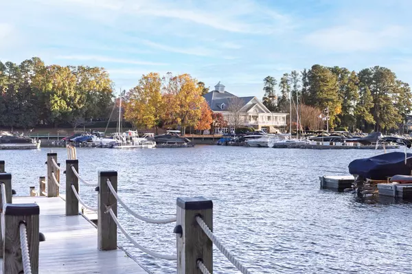 Cornelius, NC 28031,16624 Flying Jib RD