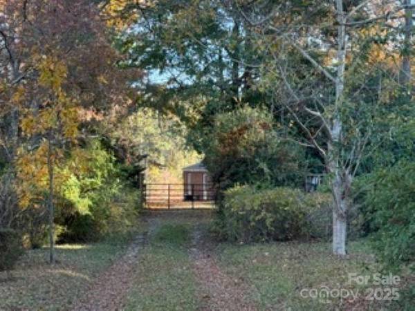 Cheraw, SC 29520,106 Huckleberry DR