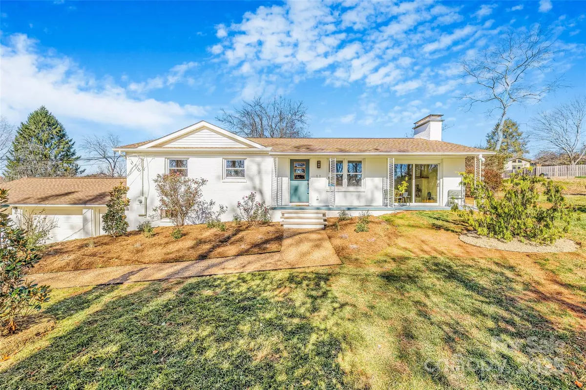 Weaverville, NC 28787,11 Clinton ST