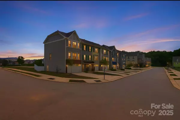 105 Helm LN #B, Mooresville, NC 28117