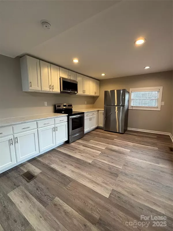 Mcconnells, SC 29726,242 John C RD