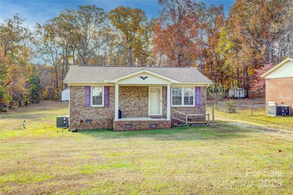 410 E Taylor ST, Landis, NC 28088