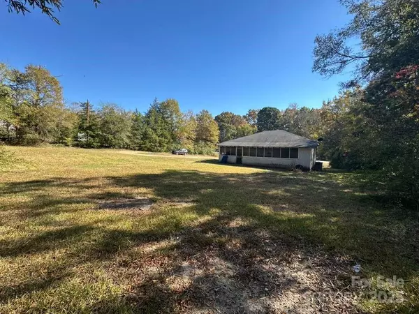 Lancaster, SC 29720,1016 E Arch ST