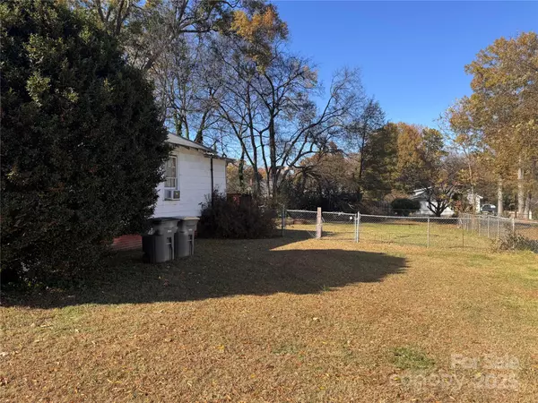 Kannapolis, NC 28083,307 Caldwell ST