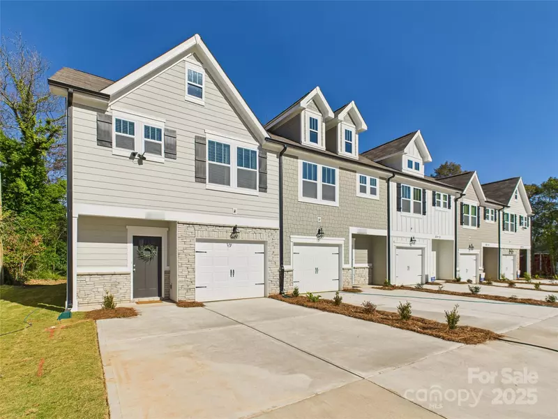 311 King ST E #01, Kings Mountain, NC 28086