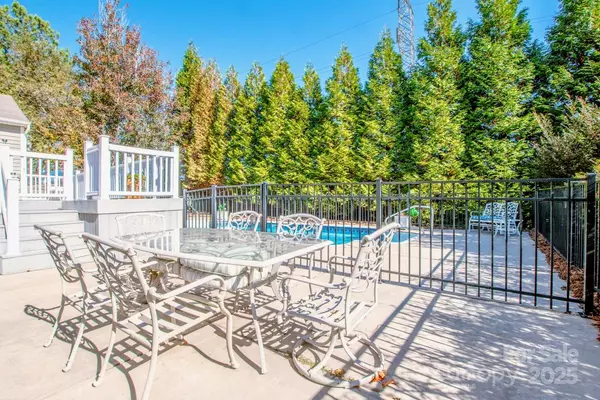 Denver, NC 28037,2344 Smith Cove RD