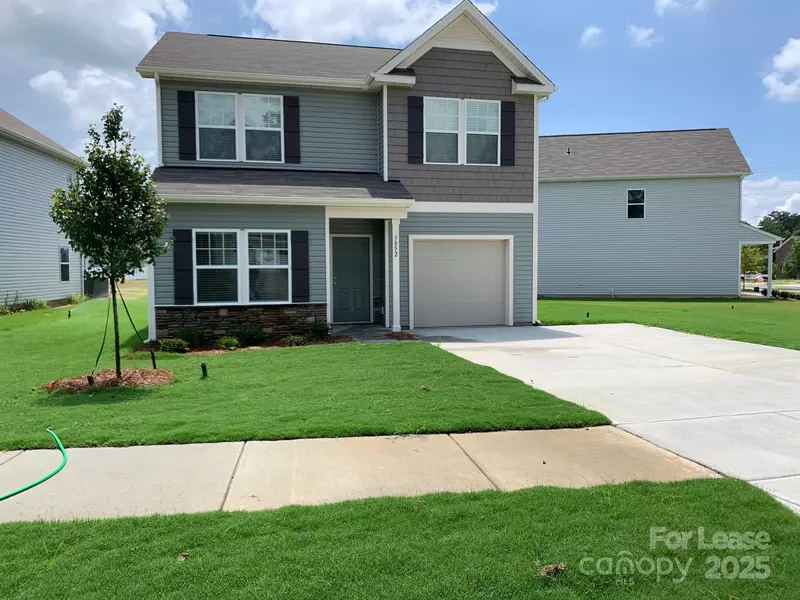 3852 Tersk DR, Midland, NC 28107
