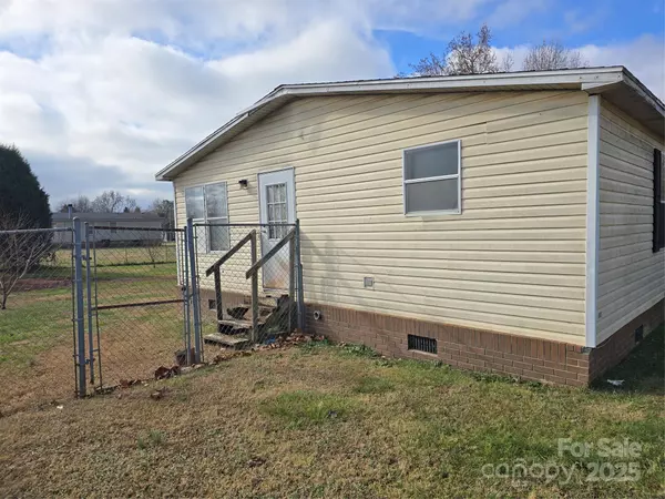 Salisbury, NC 28147,125 Chesapeake DR