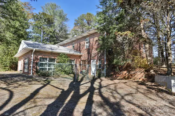 East Bend, NC 27018,5313 Friendship Circle RD