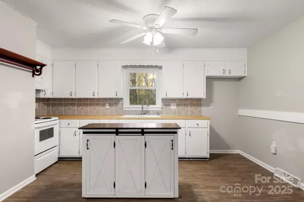 Chester, SC 29706,604 Cold Stream CIR