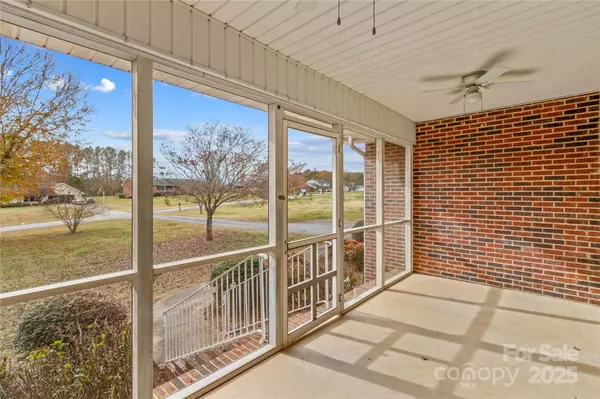 Statesville, NC 28625,146 Beech Brook LN