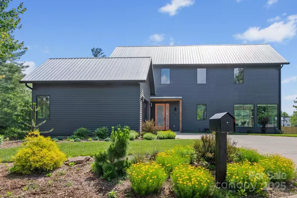 20 Malvern WALK, Asheville, NC 28806