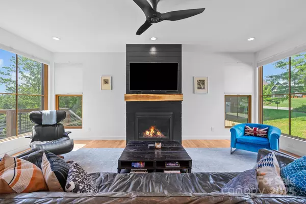 Asheville, NC 28806,20 Malvern WALK