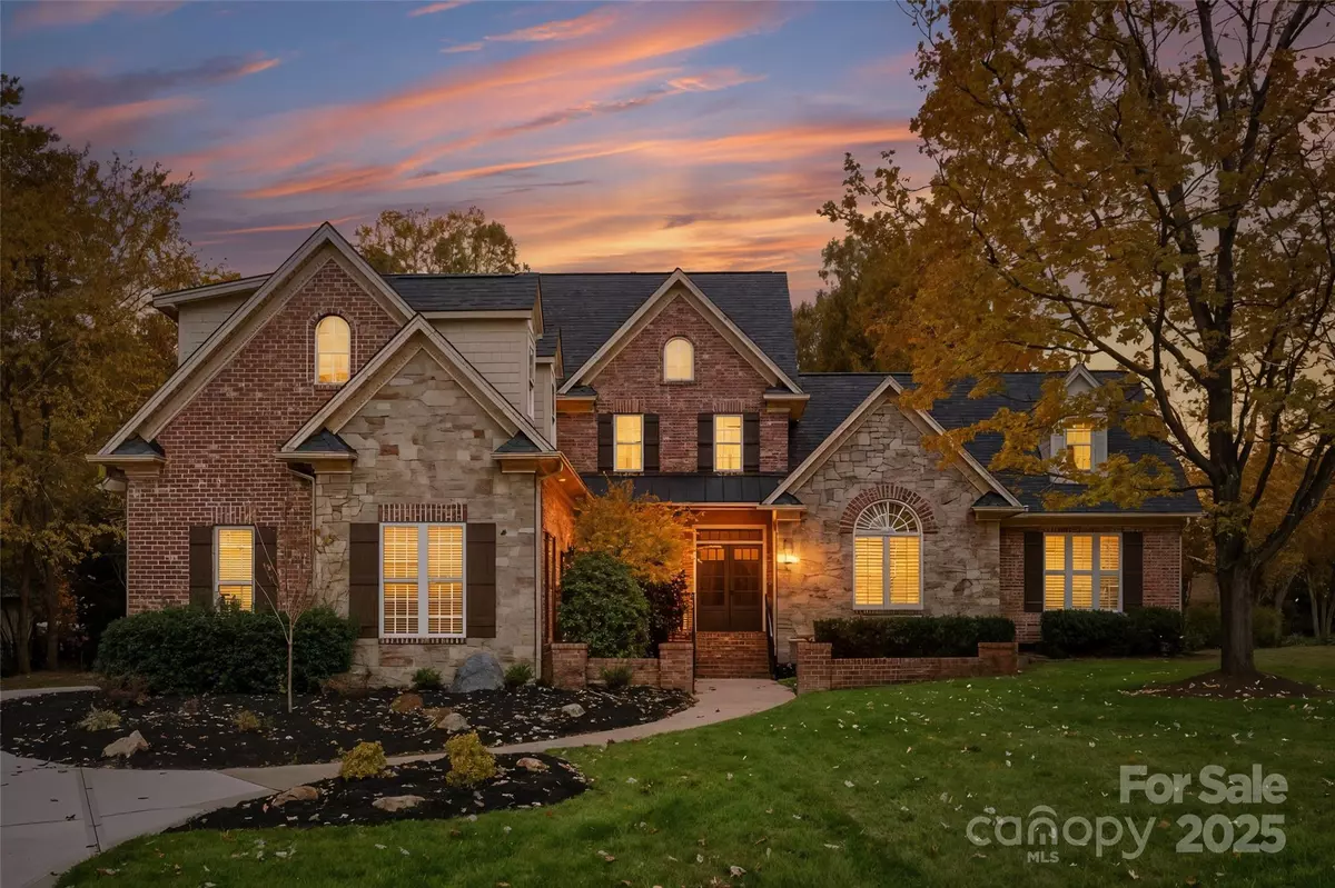 Mint Hill, NC 28227,6412 Robin Hollow DR