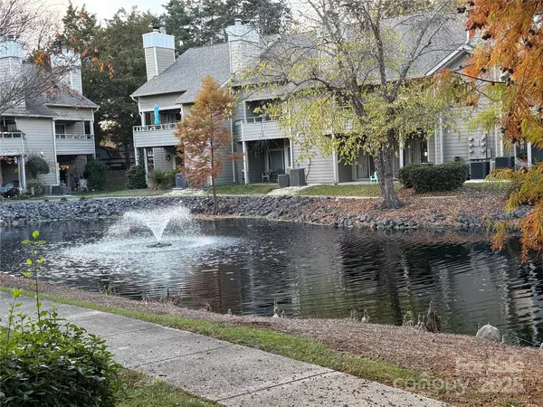 Charlotte, NC 28210,2525 A Stockbridge DR