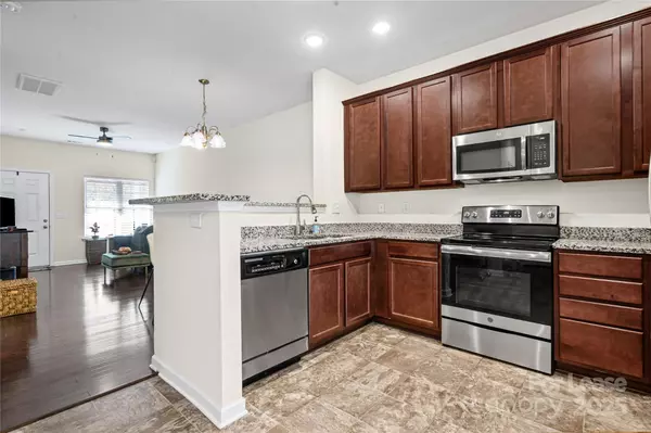 Charlotte, NC 28278,13513 Browhill LN