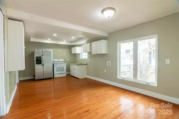 Forest City, NC 28043,126 Hill ST