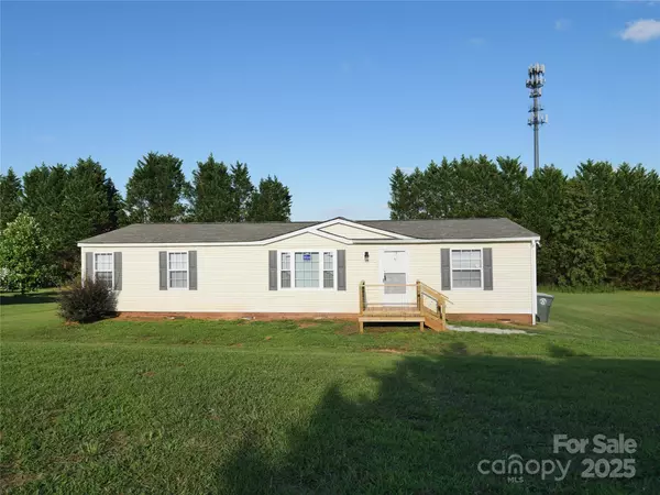 2168 Sterling Ridge DR, Newton, NC 28658