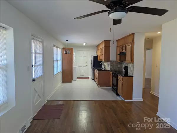 Cornelius, NC 28031,20114 Washam ST