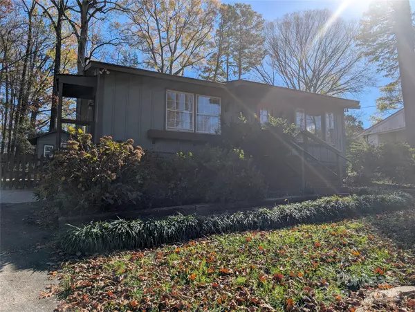 Cornelius, NC 28031,20114 Washam ST