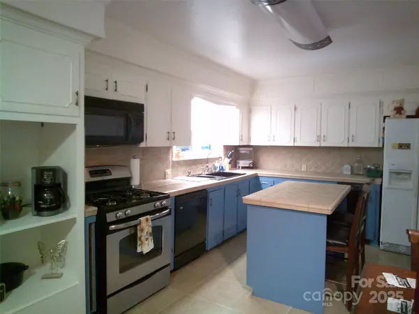 Gastonia, NC 28054,1339 Carmen LN