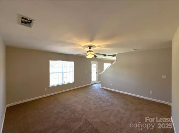 Charlotte, NC 28208,4713 Brewer DR