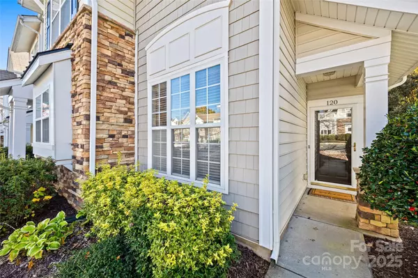 Fort Mill, SC 29708,120 Chimney Rock LN