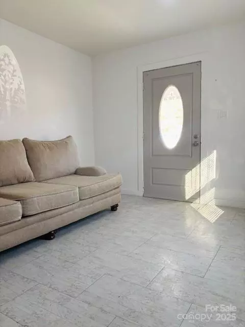 Charlotte, NC 28269,5201 Statesville RD