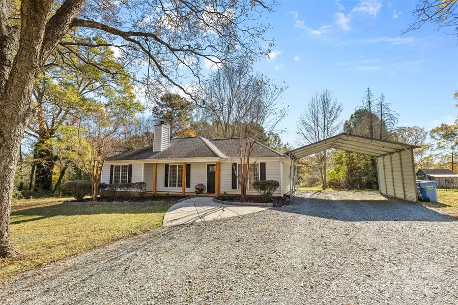 8128 Dennis RD, Mint Hill, NC 28227