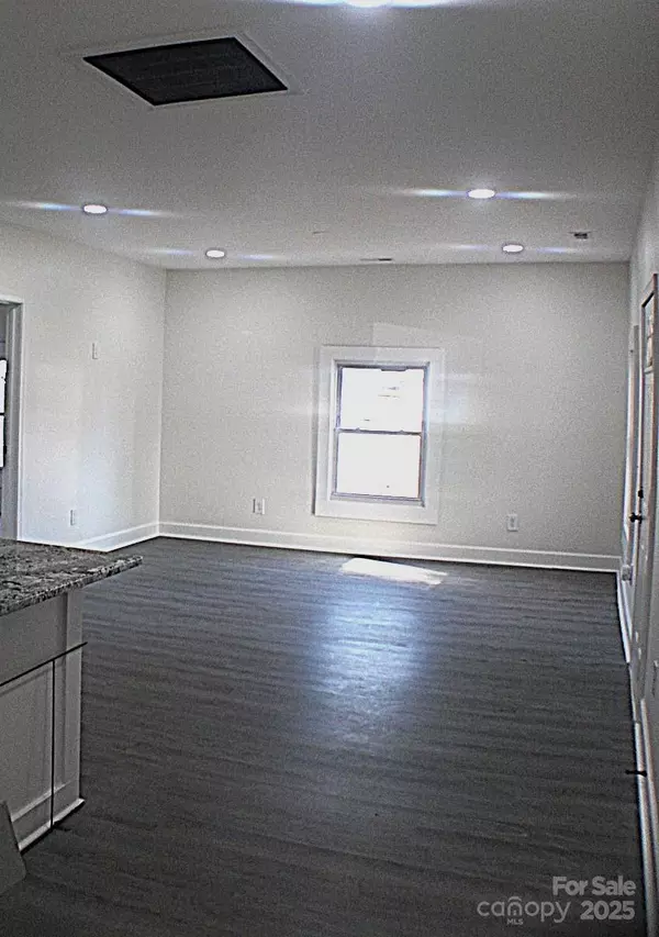 Chester, SC 29706,706 Sweeney ST