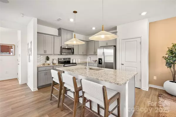 Monroe, NC 28110,2114 Cobble CT #174