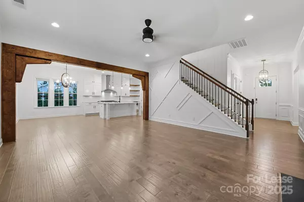 Tega Cay, SC 29708,425 Cassia CT