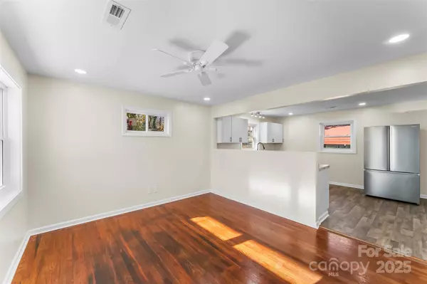 Lenoir, NC 28645,1222 Old North RD NW