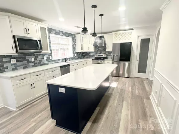 Charlotte, NC 28216,9310 Chastain Walk DR