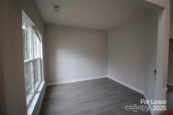 Charlotte, NC 28262,10824 Fountaingrove DR