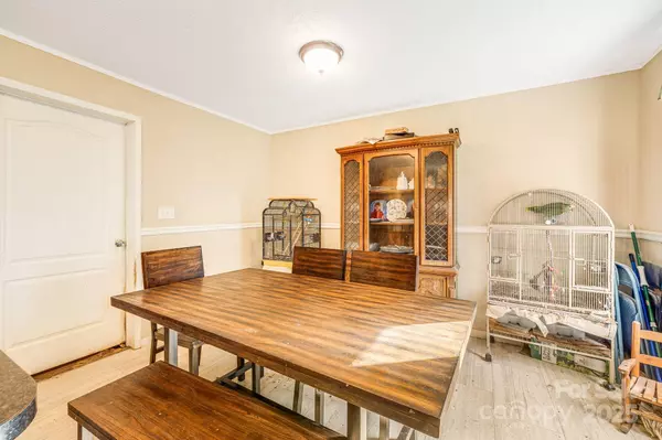 Candler, NC 28715,55 Harris Ridge RD