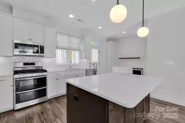 Charlotte, NC 28273,2305 Silver Crescent DR