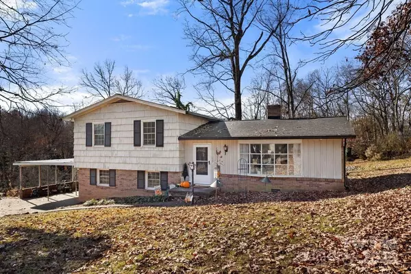 Shelby, NC 28152,912 Parkwood RD