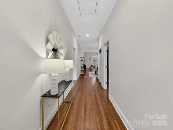 Charlotte, NC 28205,3519 Card ST