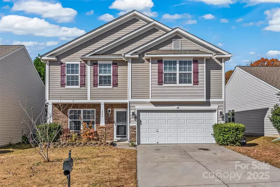 2044 Grimley LN, Fort Mill, SC 29707