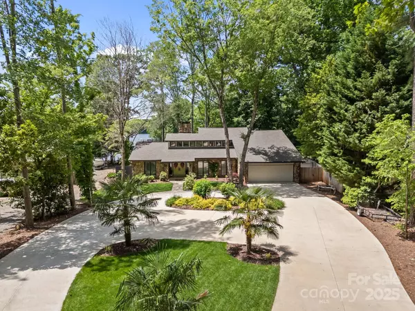 Salisbury, NC 28146,570 Blue Heron RD