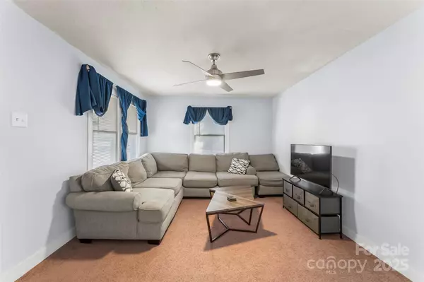 Cherryville, NC 28021,601 W 2nd ST