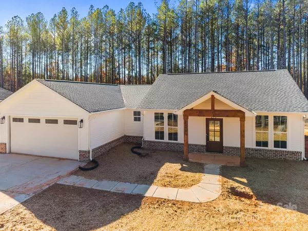 Lincolnton, NC 28092,2295 Lee Lawing RD