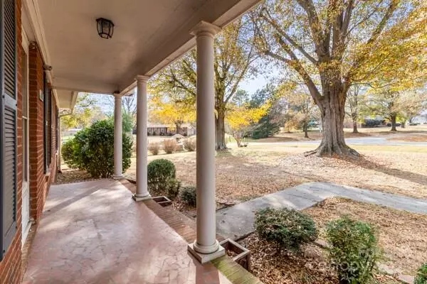 Stanley, NC 28164,202 Fieldcrest DR