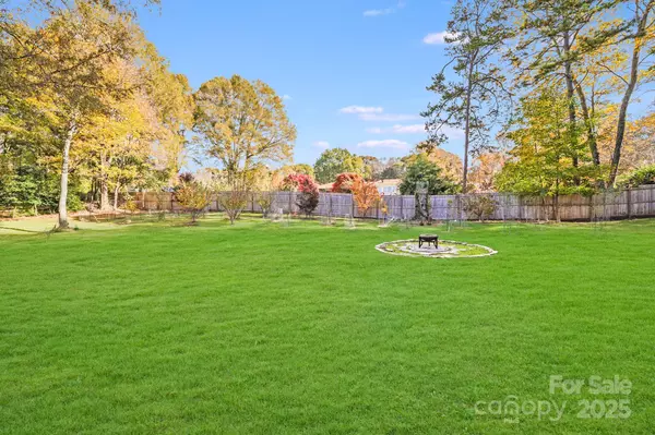 Charlotte, NC 28270,5329 Kuykendall RD