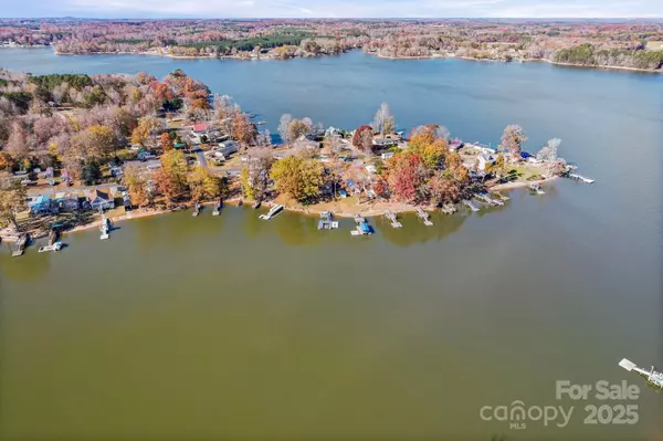 Salisbury, NC 28146,355 N Fisherman LN