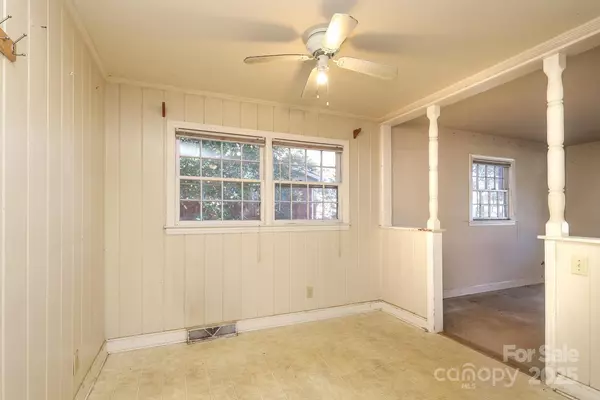 Charlotte, NC 28210,7126 Woodstream DR