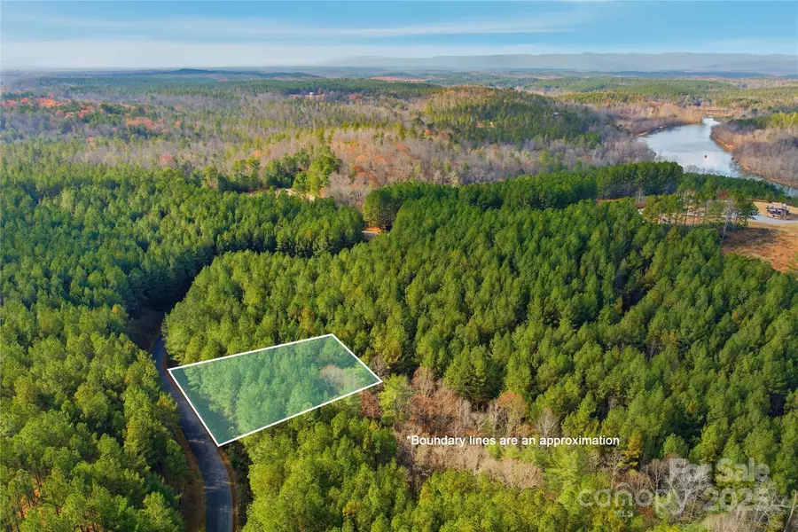 161 W Settings BLVD NW, Valdese, NC 28690