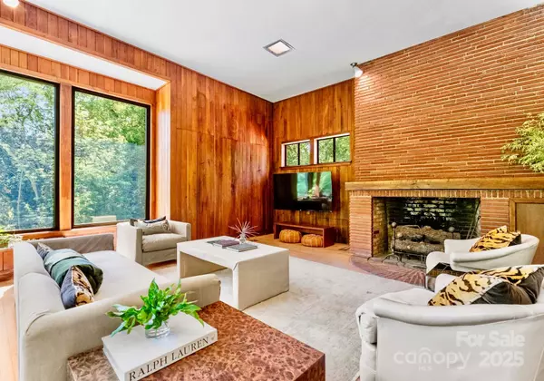 Lincolnton, NC 28092,916 E Park DR