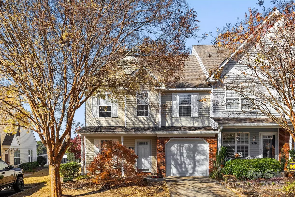 Fort Mill, SC 29715,809 Rock Lake GLN